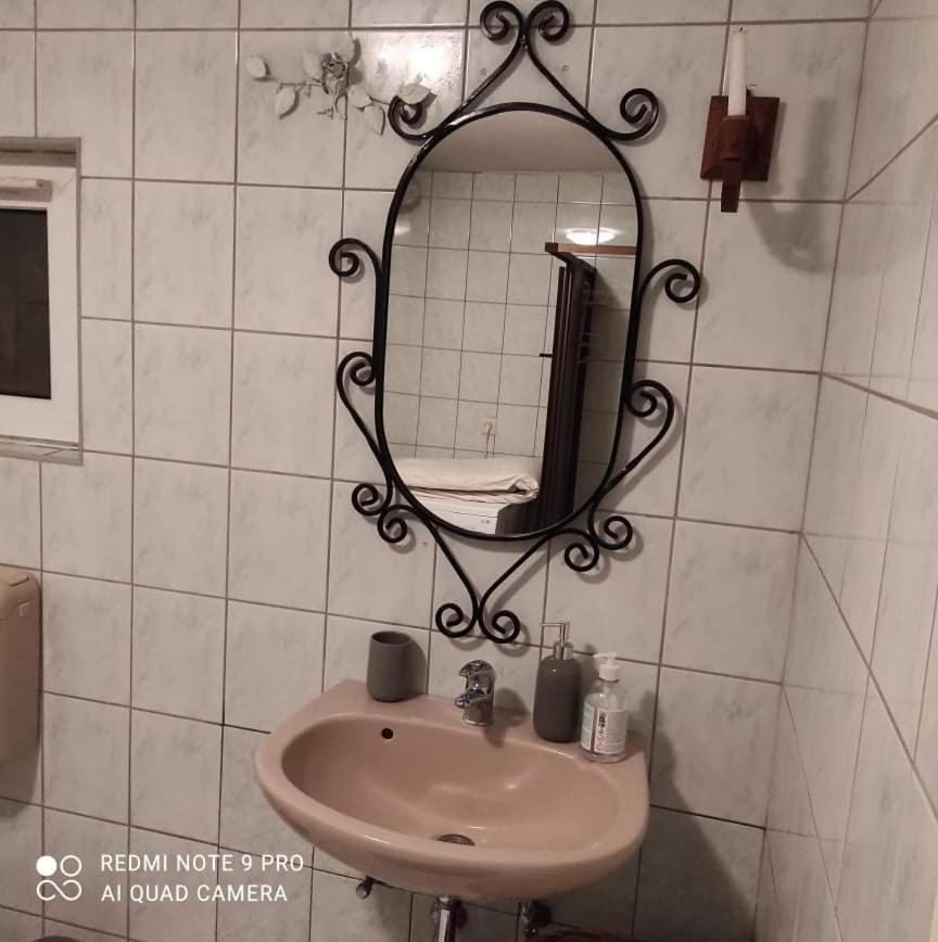 Lavendel Apartman Харканы Экстерьер фото